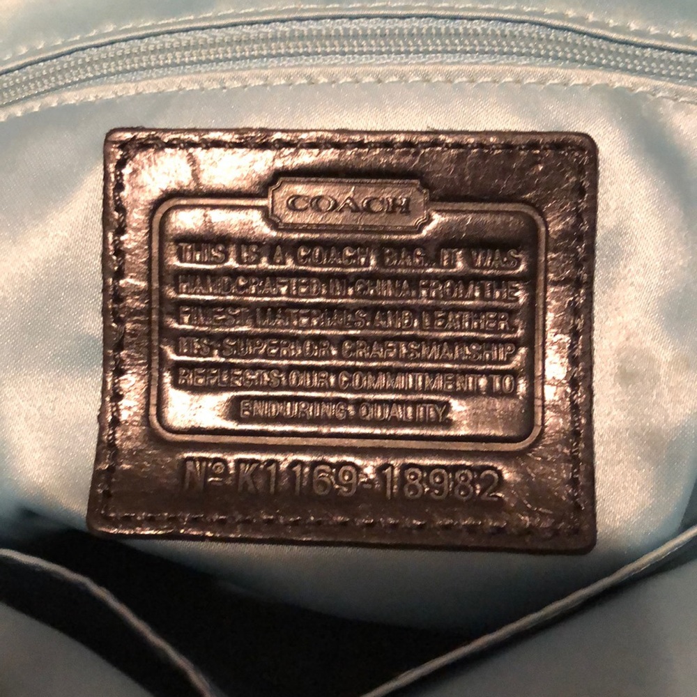 COACH 👜 Purse - Picture 5 of 8
